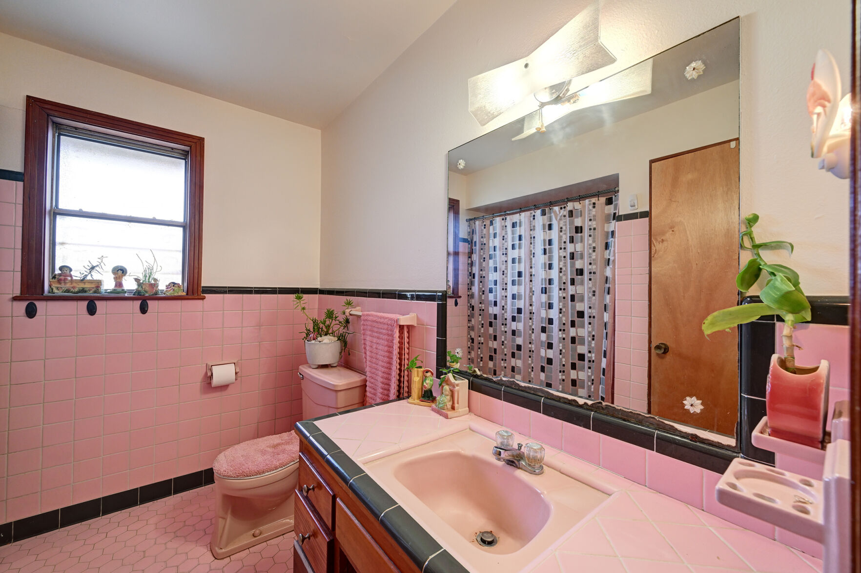 Bathrooms 6 July 12, 2022